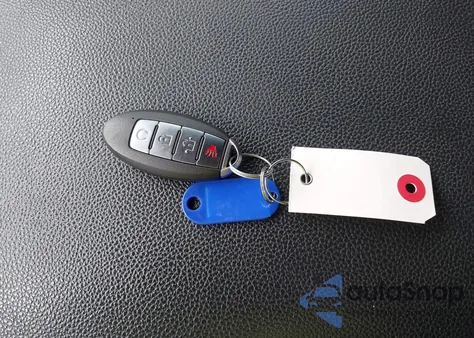 2021 Nissan Titan Pro-4X 4X4 из США, поврежденный, VIN 1N6AA1ED3MN526499